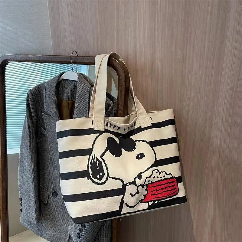 Miniso Snoopy student cartoon large-capacity tote bag new versatile printed mommy bag portable shoulder shopping bag canvas bag