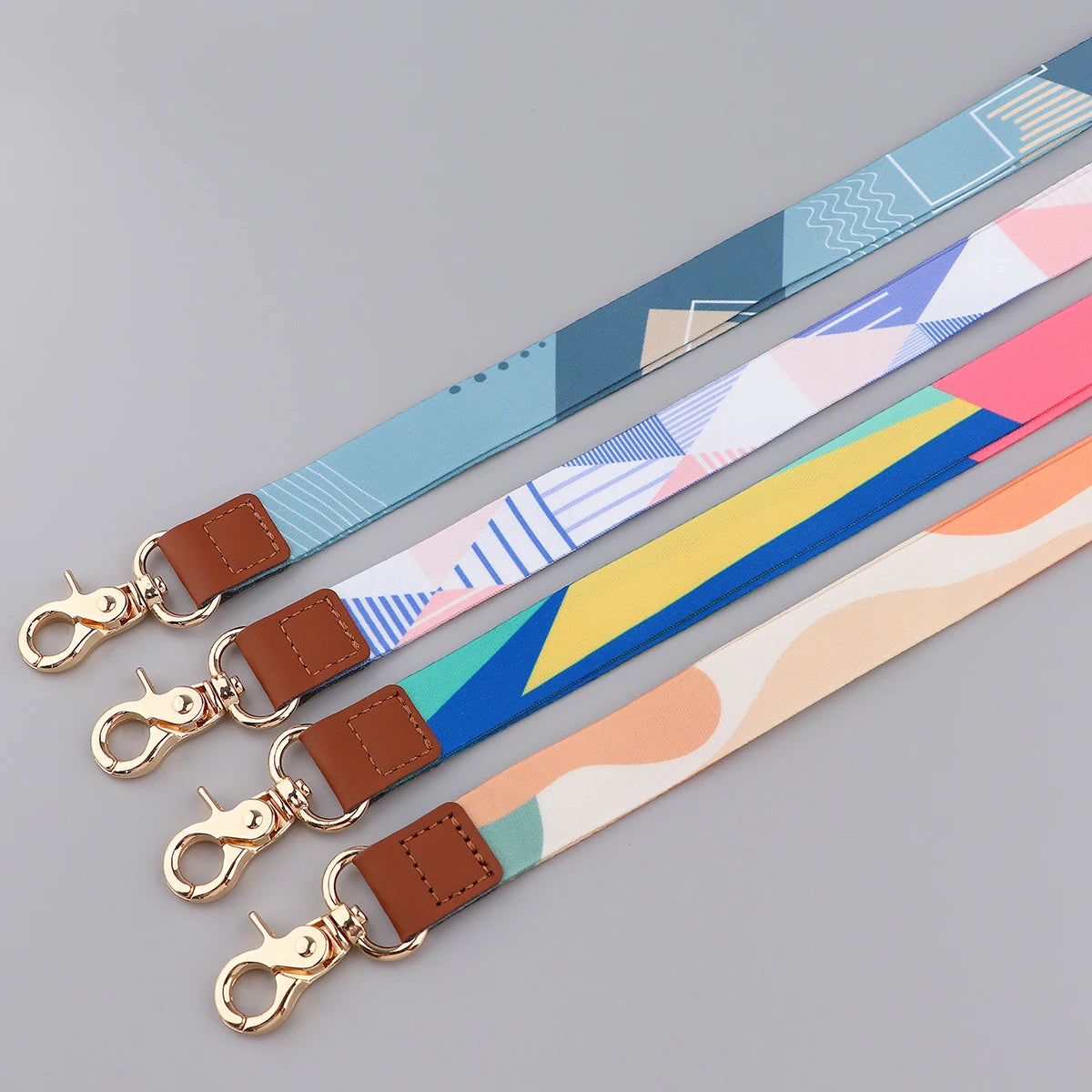 Ransitute R2809 DIY Minimalist Pattern Patchwork ID Card Holder Bus Card Holder Staff Card Lanyard For Keys Phone DIY Hang Rope