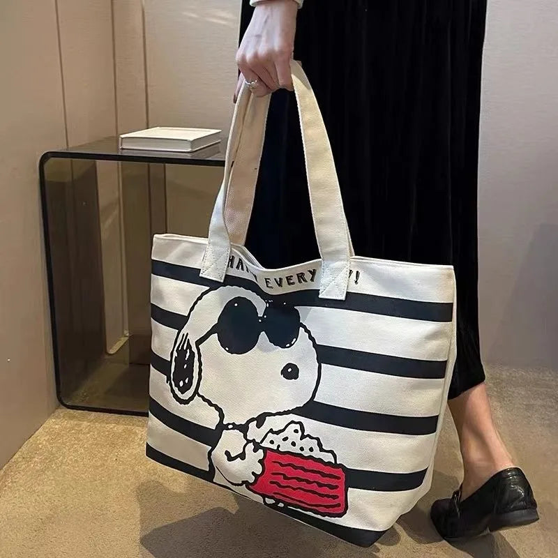 Miniso Snoopy student cartoon large-capacity tote bag new versatile printed mommy bag portable shoulder shopping bag canvas bag