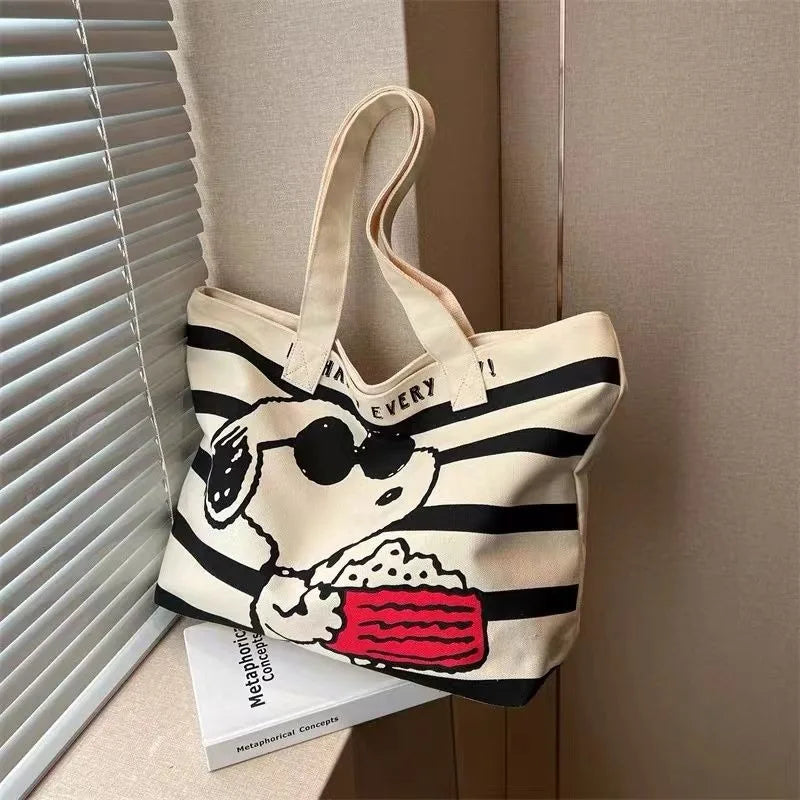 Miniso Snoopy student cartoon large-capacity tote bag new versatile printed mommy bag portable shoulder shopping bag canvas bag